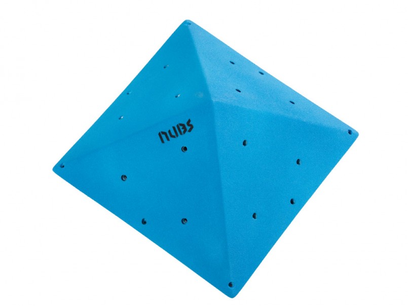 PYRAMID-M1-for-Climbing-wall_NASLOVNA-805x604